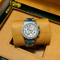 Vibepage Diamond Pavé Full Silver Luxury Edition – Iced-Out Silver Statement Watch