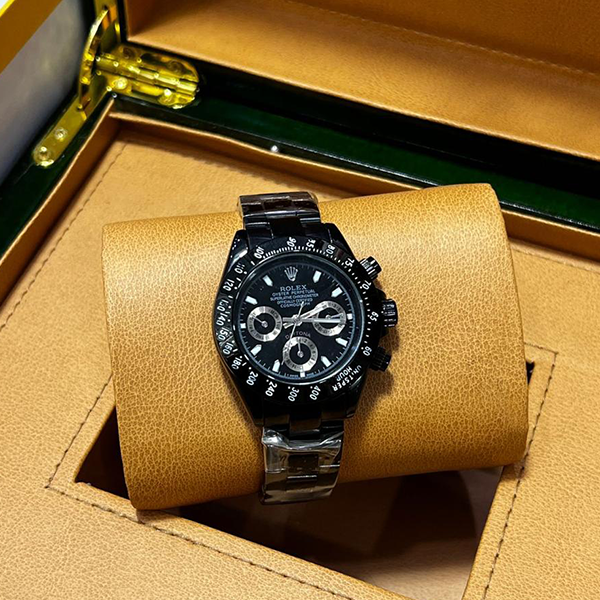 Vibepage Full Black Chronograph Luxury Edition – Stealth Sport Luxury Watch