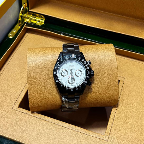 Vibepage Full Black Chronograph Luxury Edition – Stealth Sport Luxury Watch