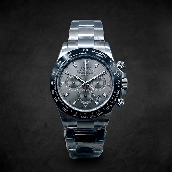 Vibepage Royal Octagon Gem Chrono – Gem-Set Bezel Luxury Chronograph Watch