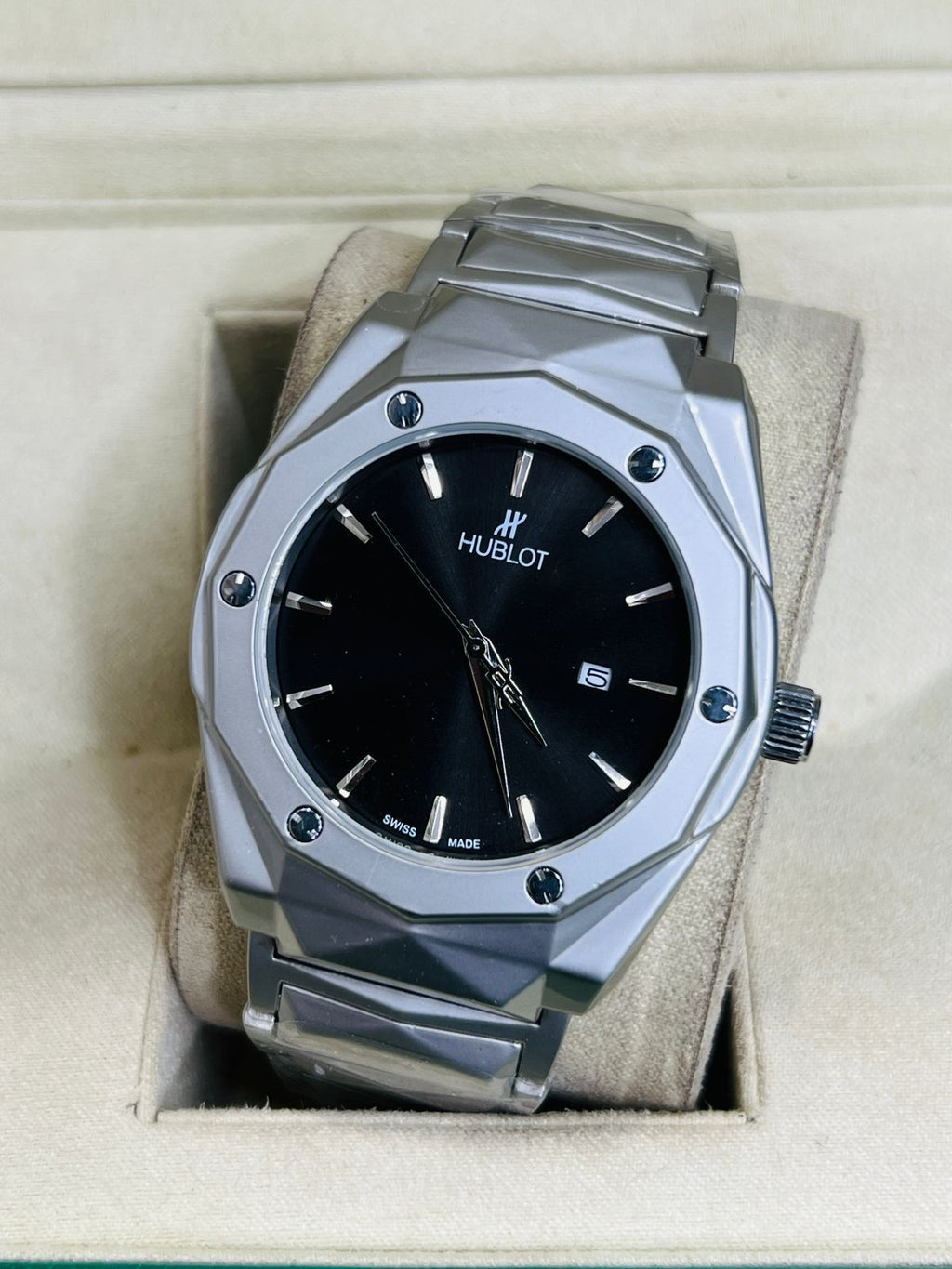 Vibepage Emerald Geometric – Sculpted Silver Steel & Emerald Green Dial Watch for Men