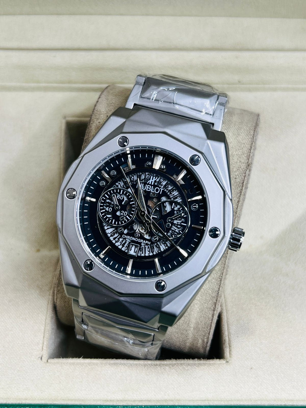 Vibepage Geometric Sculpted Chrono – Multi-Faceted Architectural Chronograph Watch