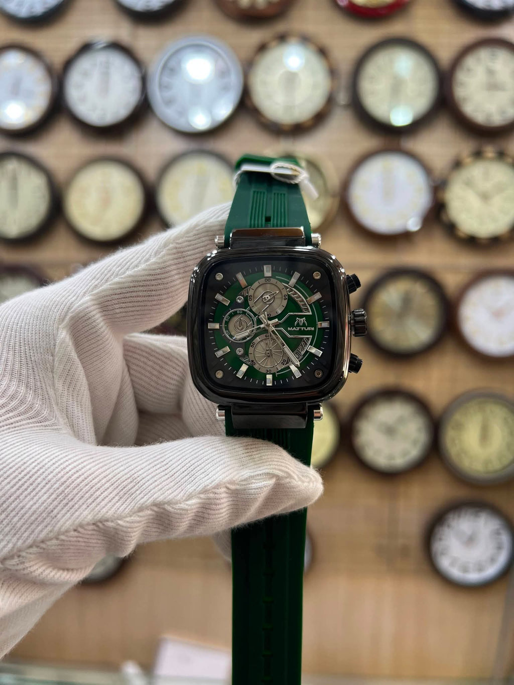 Vibepage Square Cushion Chrono – Rounded Square Case Chronograph Watch