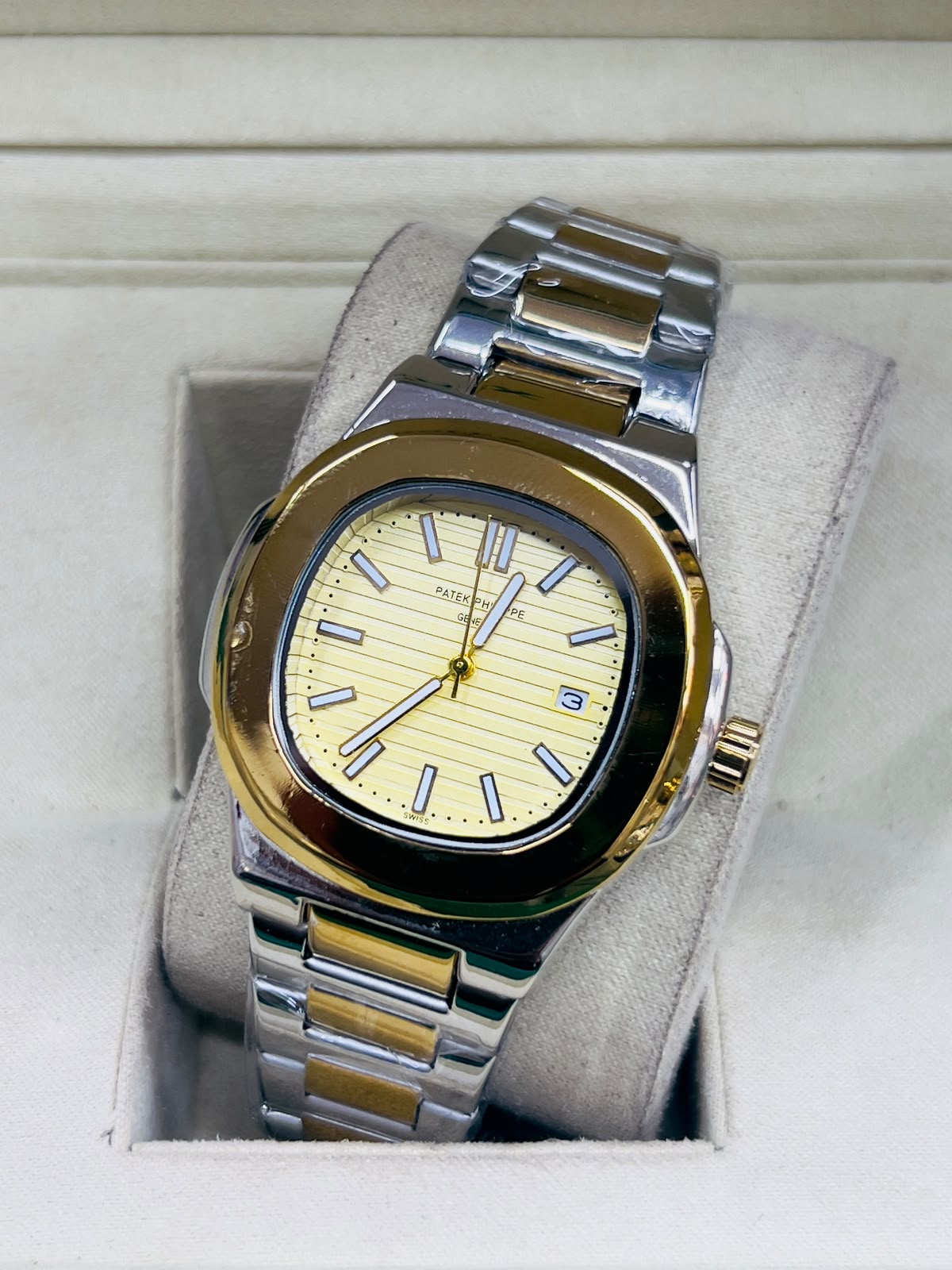Vibepage Nautilus Horizon Executive – Iconic Rounded Octagon Porthole Watch