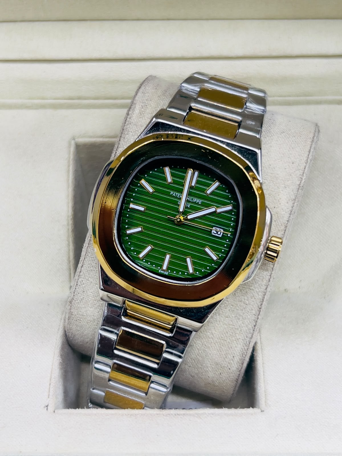 Vibepage Nautilus Horizon Executive – Iconic Rounded Octagon Porthole Watch