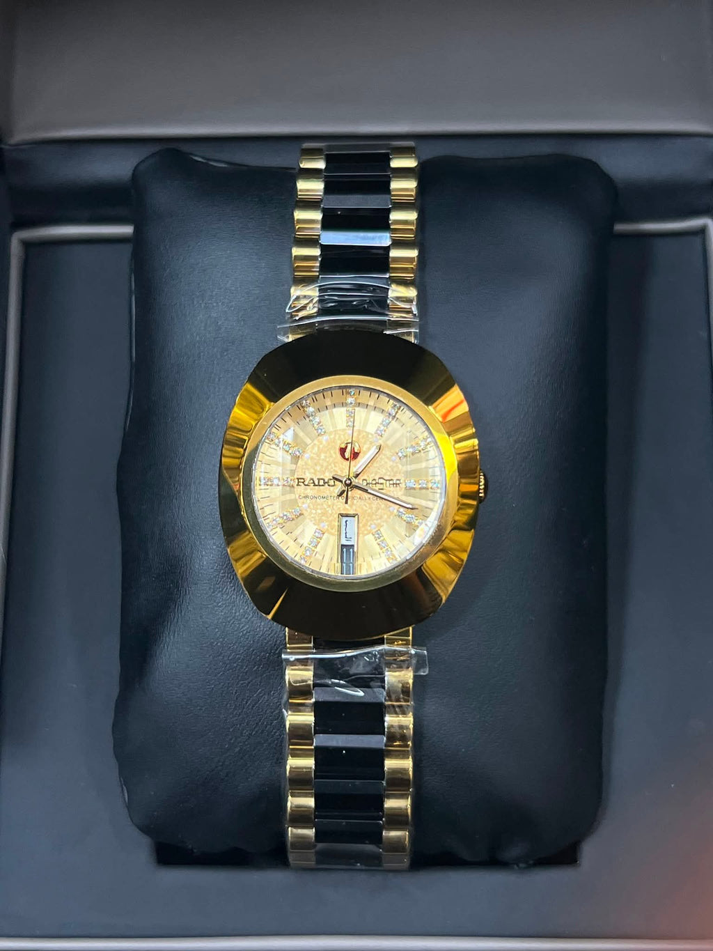 Vibepage Heritage Diastar Style Full Gold Vintage Executive Men's Luxury Edition – Oval Faceted Shield Watch